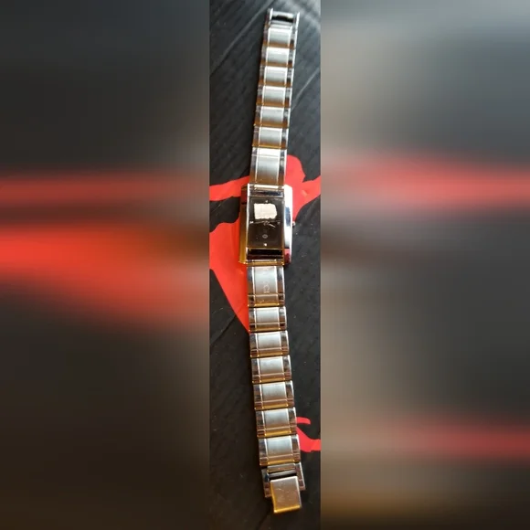 Watch - Picture 2 of 8